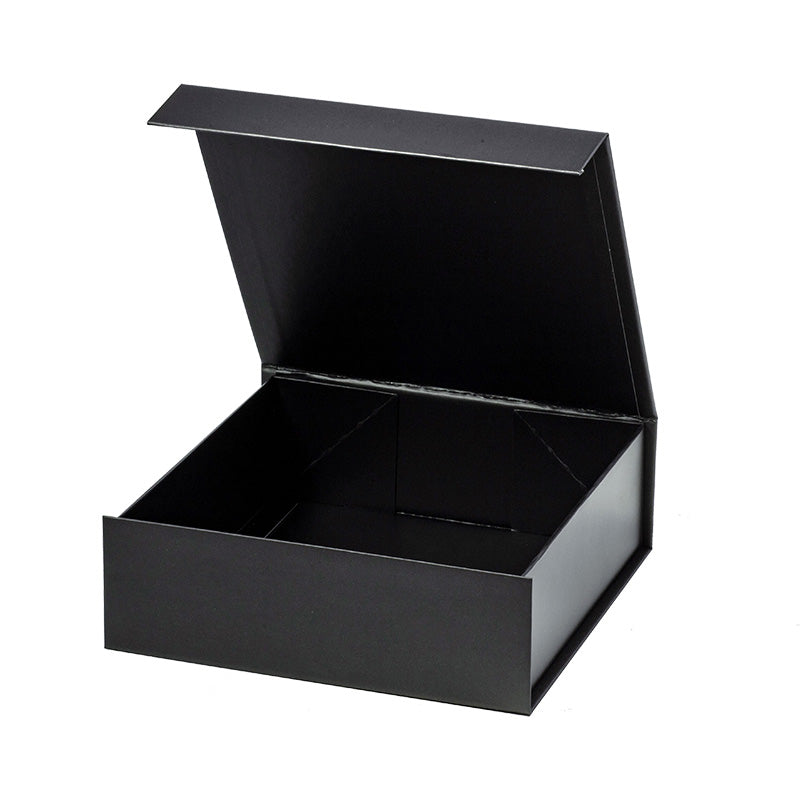 Magneetdoos met strik - A6 - Vierkant - Zwart mat gelamineerd - Couture