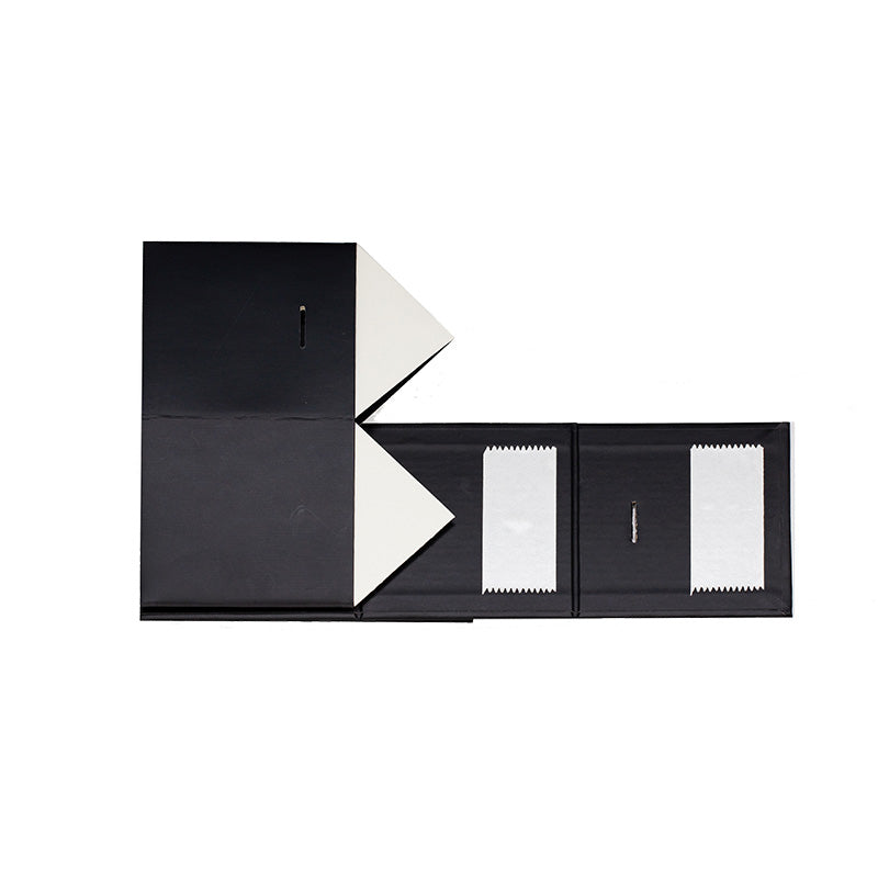 Magneetdoos met strik - Kubus - Zwart mat gelamineerd - Couture