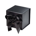 Magneetdoos met strik - Kubus - Zwart mat gelamineerd - Couture