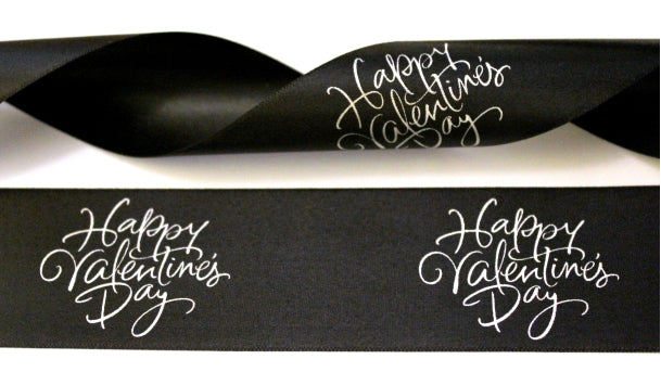 40mm Luxe Satijnlint zwart met Zilveren Happy Valentines Day – 25 meter